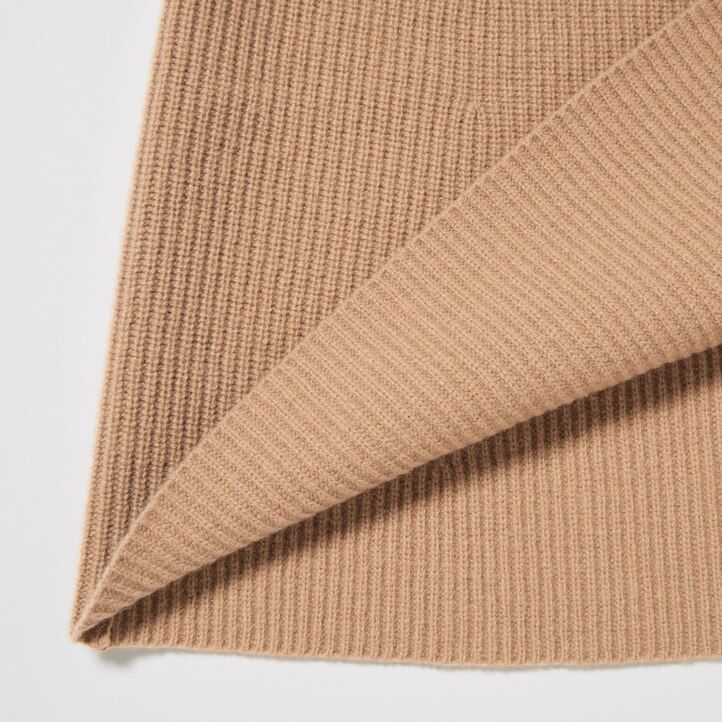 Beige Uniqlo Premium Lambswool Mini Skirt | EPGXU-6524