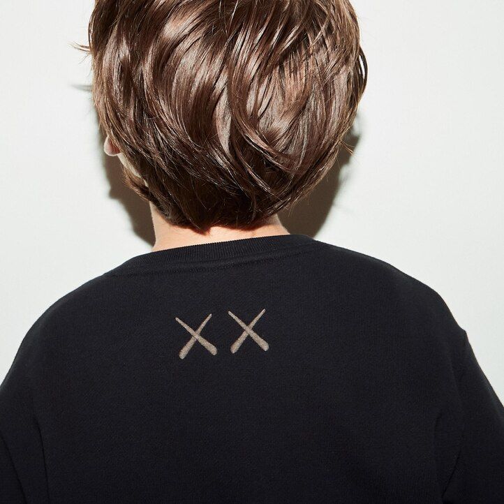 Black Uniqlo Kaws Ut Graphic Sweatshirt | DQIRM-6185