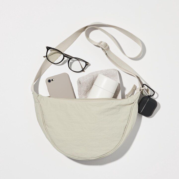Black Uniqlo Round Mini Shoulder Bag | BXZAV-4965