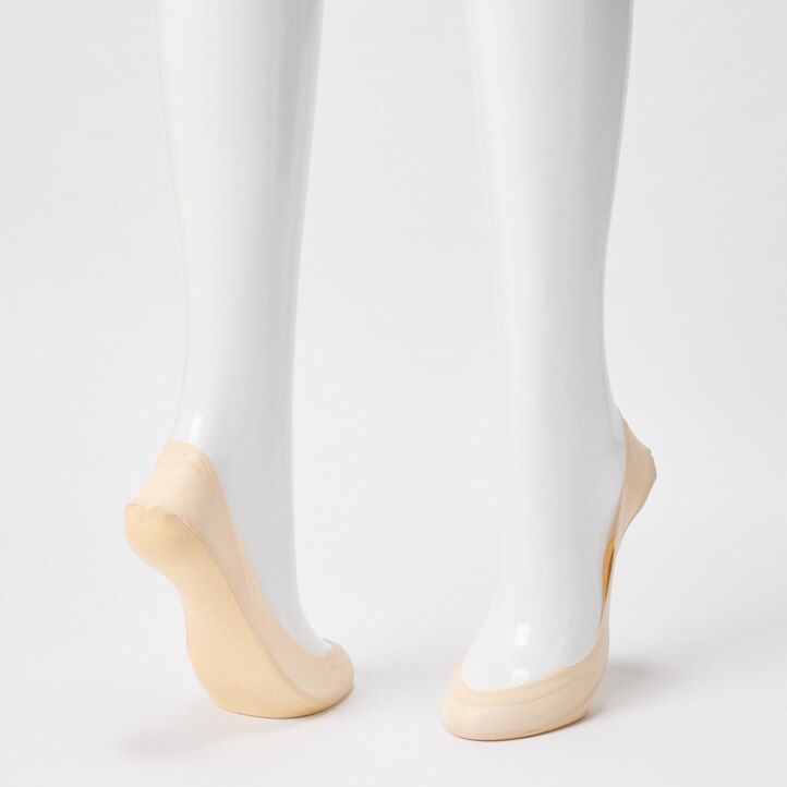 Black Uniqlo Sheer Invisible No Show Socks Three Pairs | UQYRB-3105
