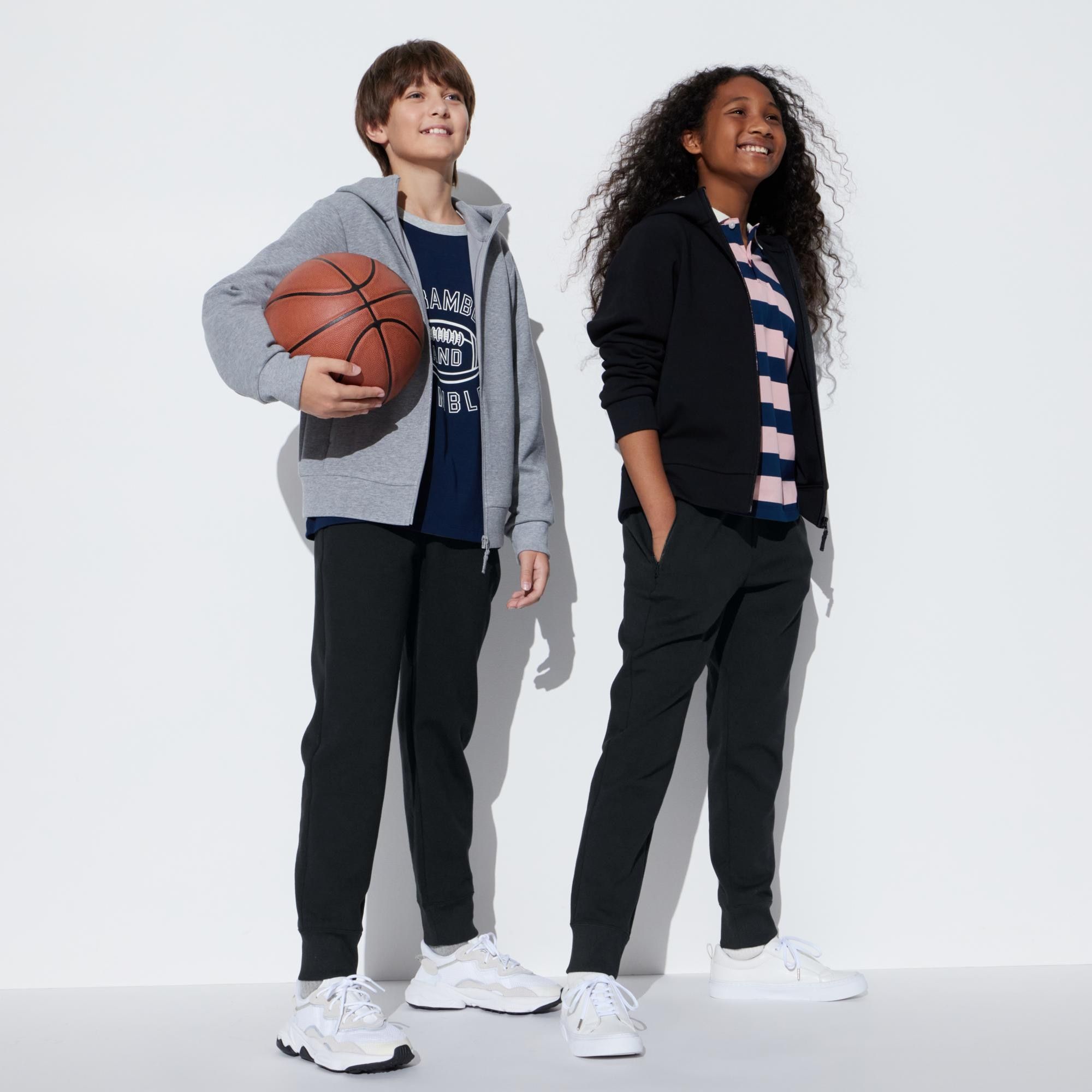 Black Uniqlo Ultra Stretch Dry Joggers | TQMKN-5863