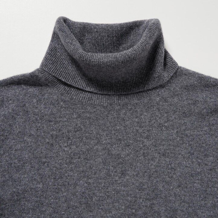 Blue Uniqlo 100pct Cashmere Turtleneck Jumper | VUQXP-4971