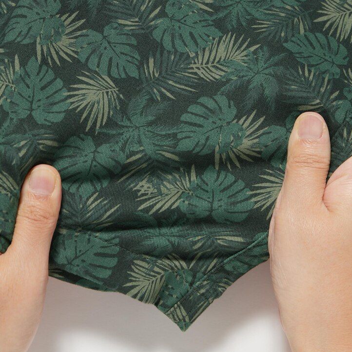 Dark Green Uniqlo Cotton Stretch Printed Easy Shorts | ECSHG-7415
