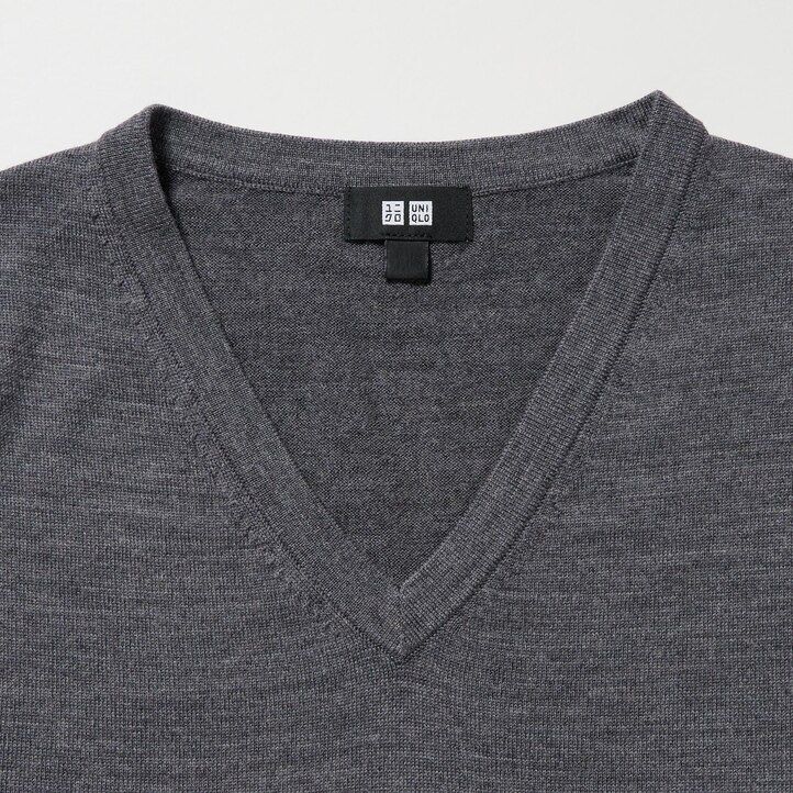 Green Uniqlo Extra Fine Merino V Neck Jumper | GVKXN-8930