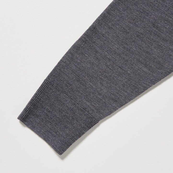 Green Uniqlo Extra Fine Merino V Neck Jumper | GVKXN-8930