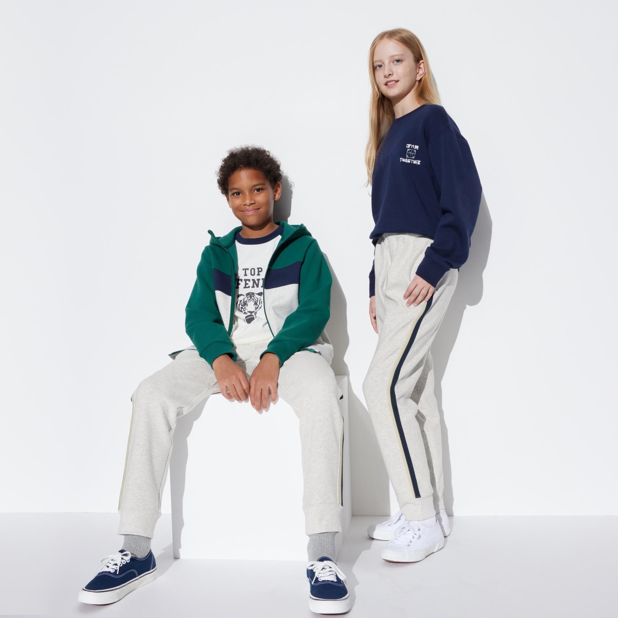 Light Grey Uniqlo Ultra Stretch Dry Joggers | TGAJE-9741