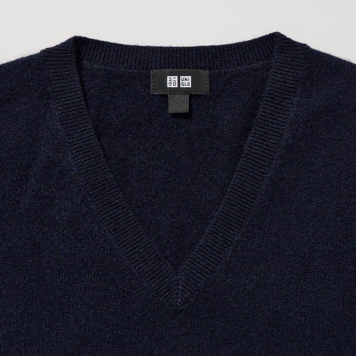 Navy Uniqlo 100pct Cashmere V Neck Jumper | MHRQC-6047