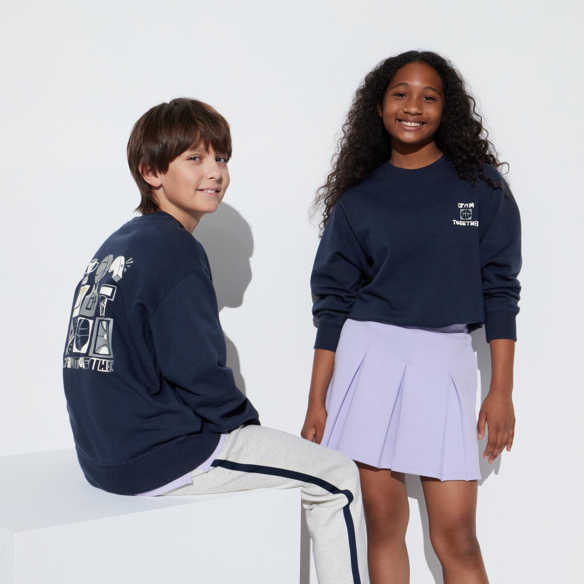 Navy Uniqlo Ultra Stretch Graphic Sweatshirt | UFQCB-3654
