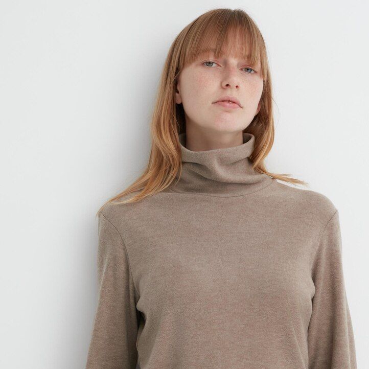 Red Uniqlo Heattech Fleece Turtleneck Long Sleeved Thermal Top | TKIXQ-0683