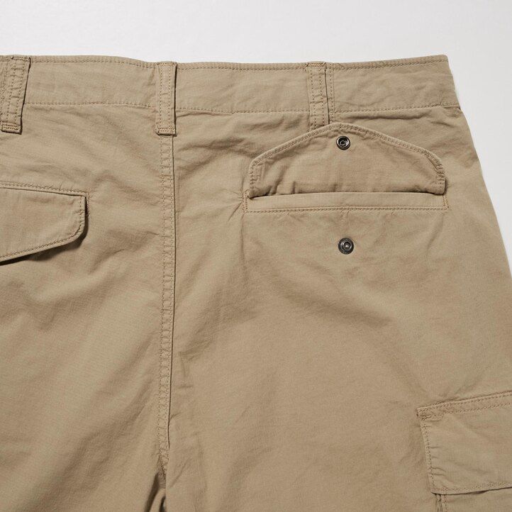 White Uniqlo Cargo Shorts | JYSDX-2814