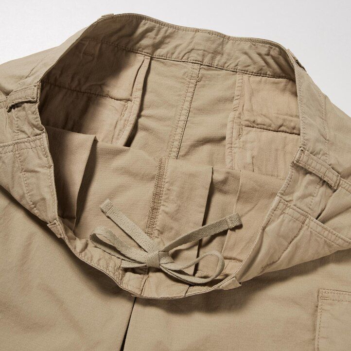 White Uniqlo Cargo Shorts | JYSDX-2814