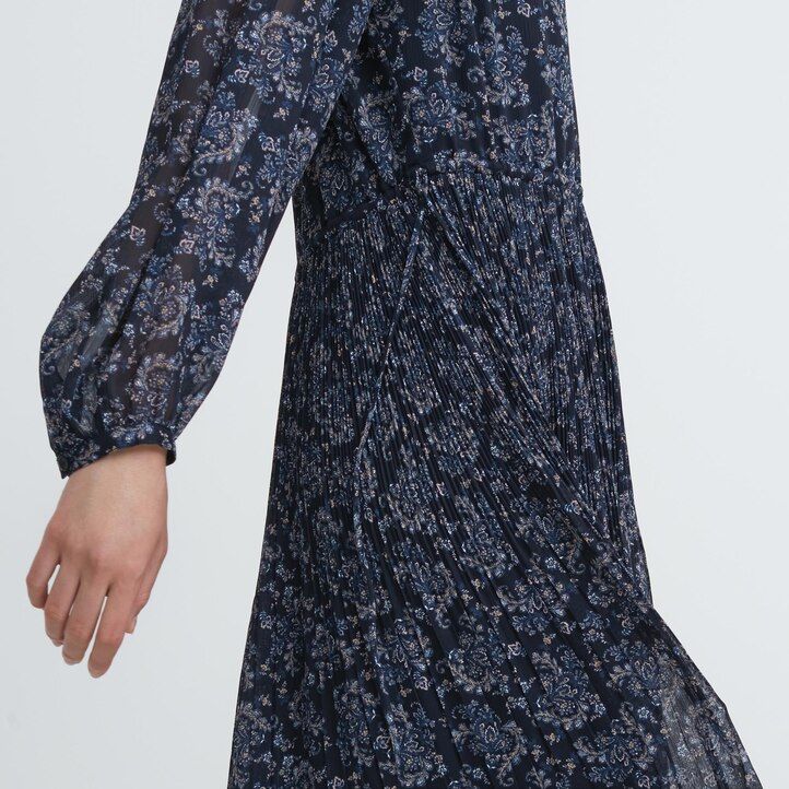 White Uniqlo Chiffon Pleated Printed Long Sleeved Dress | WFGDZ-5789