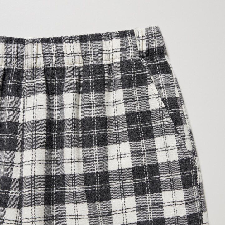 White Uniqlo Flannel Trousers | DOHKX-5109