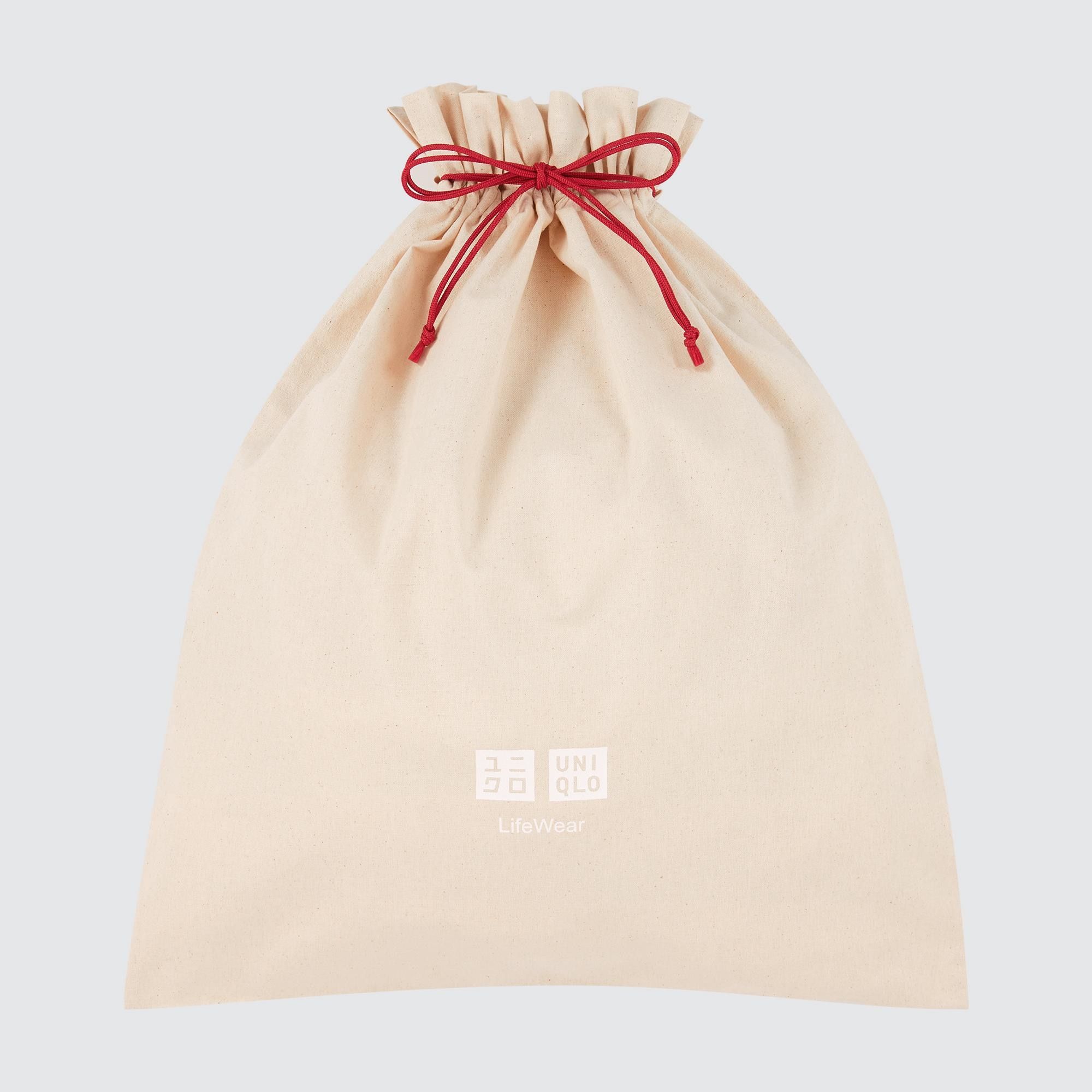 White Uniqlo Gift Bag Reusable Tote | FDRPZ-8167