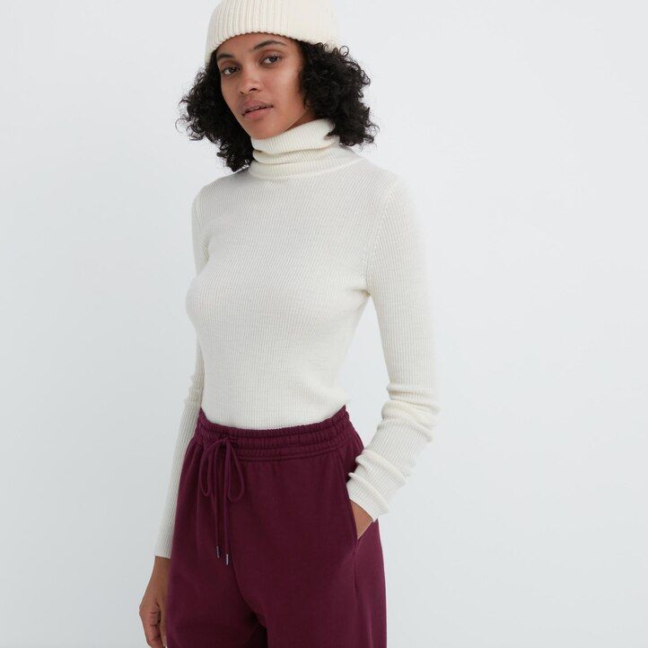 White Uniqlo Joggers | VCTBG-7042