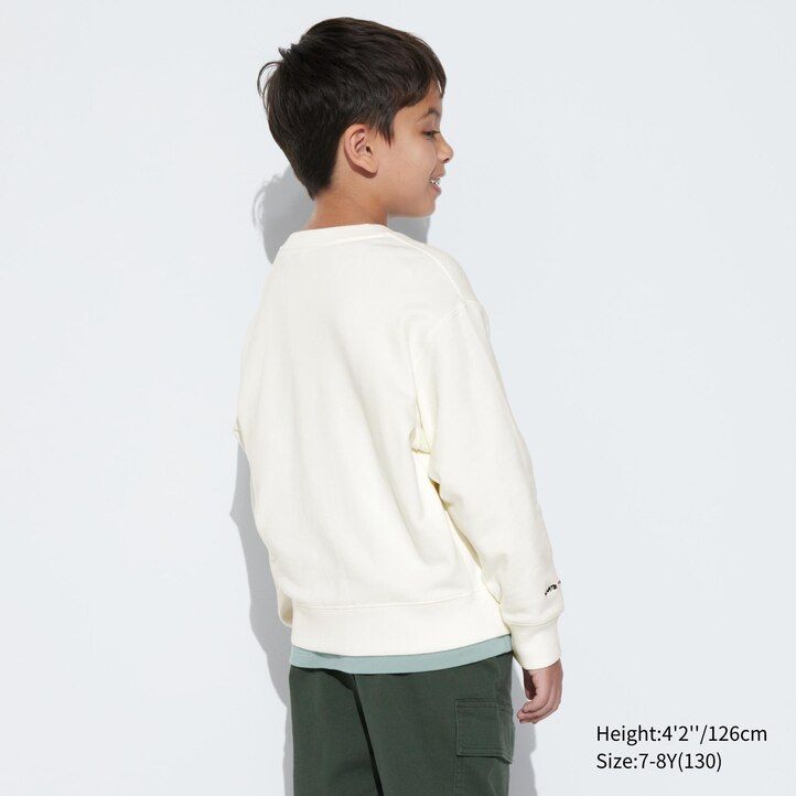 White Uniqlo Ultra Stretch Graphic Sweatshirt | AKOLM-9356
