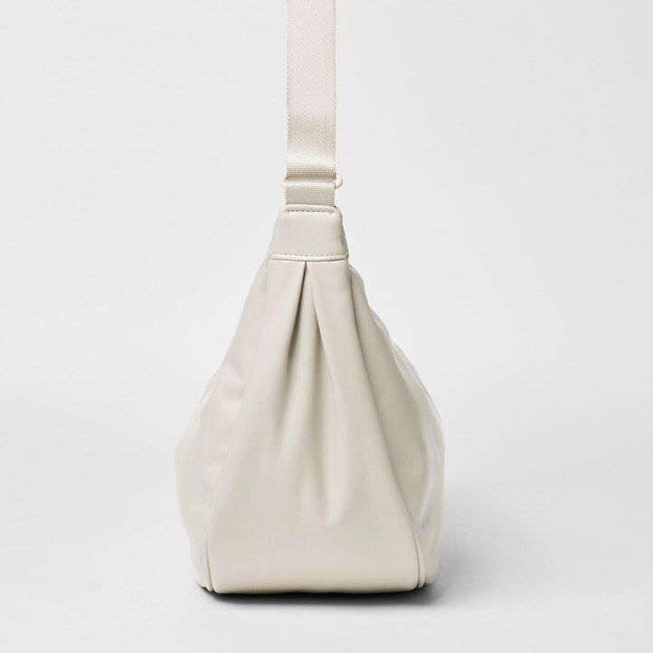Yellow Uniqlo Round Shoulder Bag | QNDIB-4618